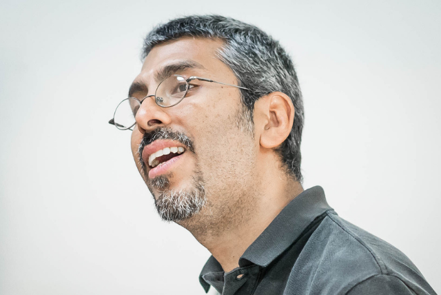 RICARDO MONTES FOTO 1